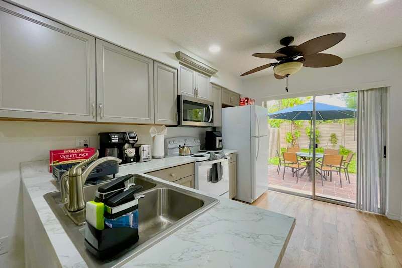 More photos of Near Ft Myers Beach - 3mi to Sand - Sleeps 7