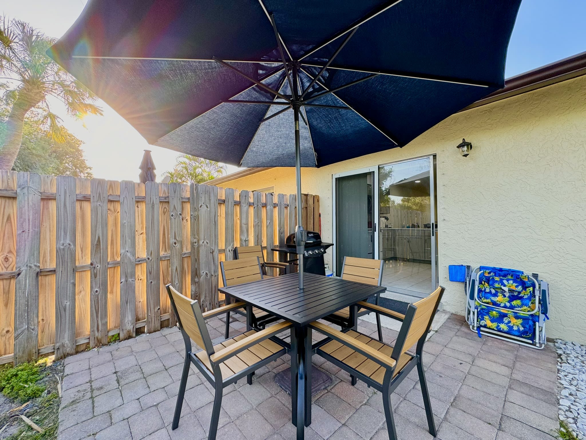 Near Fort Myers Beach  2BR  2BA  Grill - Fort Myers Beach FL vacation rental
