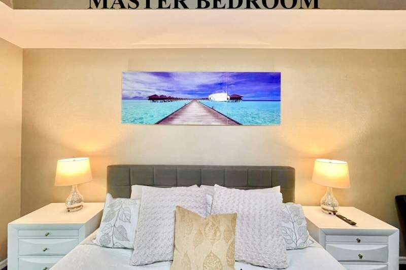 More photos of Cape Coral Coastal Retreat with Pool